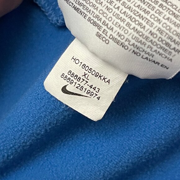 Nike Shield Women's XL Blue Jacket Full Zip Long Sleeves Thumb Holes Running - Picture 8 of 11